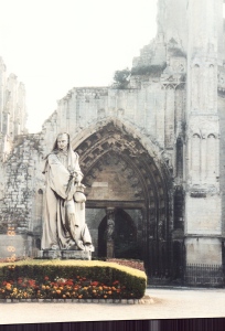 Ruins of the St. Bertin Abbey (14th century).